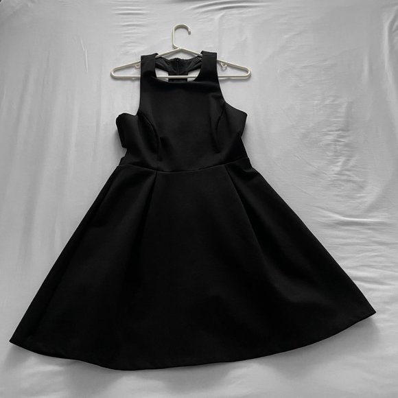 Lulu's Women Cutout and About Black Skater Dress (M) - Picture 3 of 6